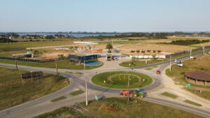 Foto 01 - Loteamento Blue Lagoon - mais uma entrega da CTZ, reforçando nosso compromisso com a qualidade, segurança e valorização urbana