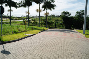 Foto 07 - Loteamento Nova Verona fica localizado em Içara, conta com uma área de lazer, pomar, trazendo uma qualidade de vida muito melhor para os futuros moradores.